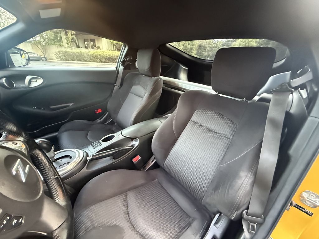Photo 16 of this NISSAN 370Z
