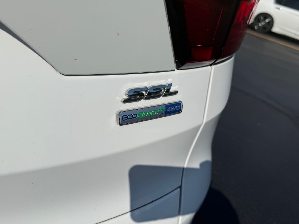 Photo 30 of this FORD ESCAPE