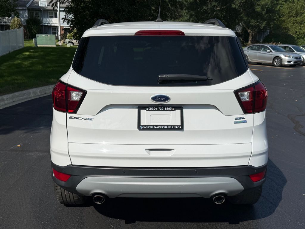 Photo 7 of this FORD ESCAPE