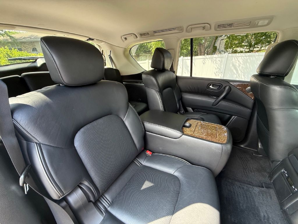 Photo 20 of this INFINITI QX80