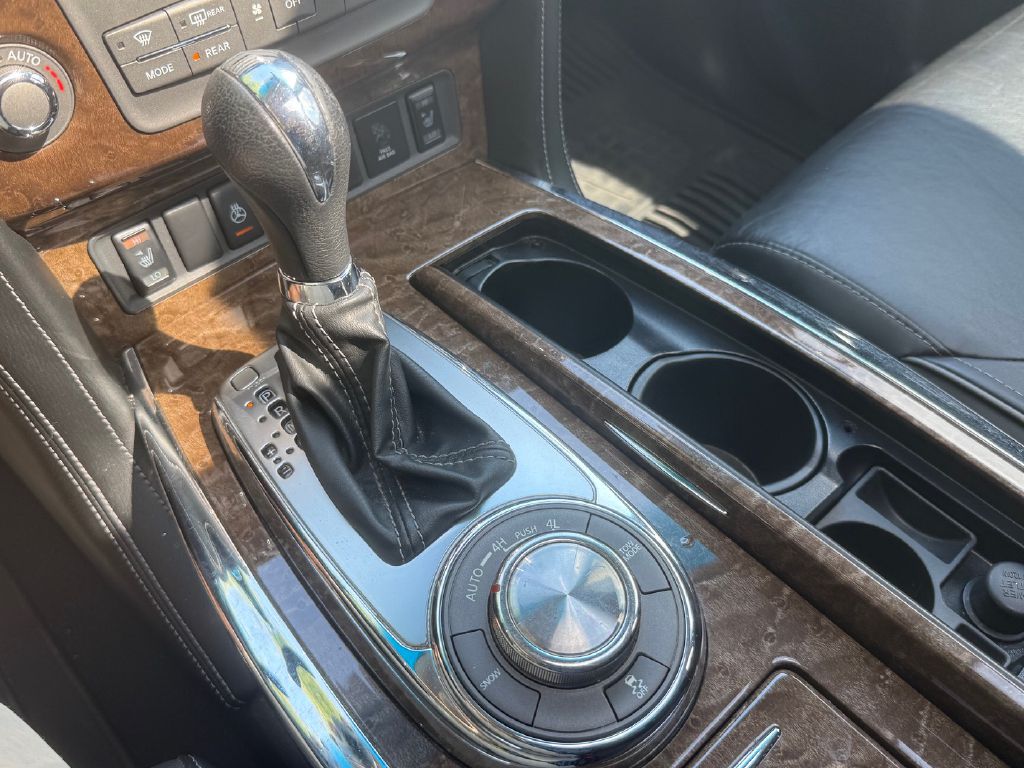 Photo 27 of this INFINITI QX80