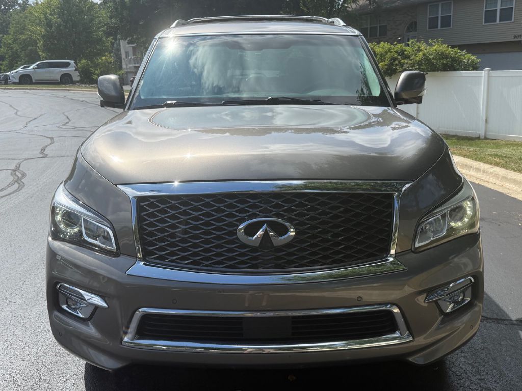Photo 10 of this INFINITI QX80