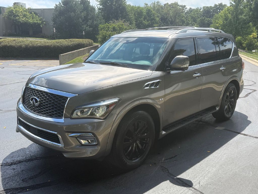 Photo 9 of this INFINITI QX80