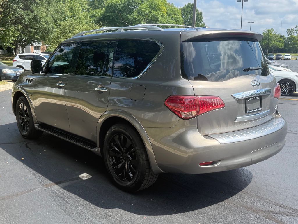 Photo 7 of this INFINITI QX80