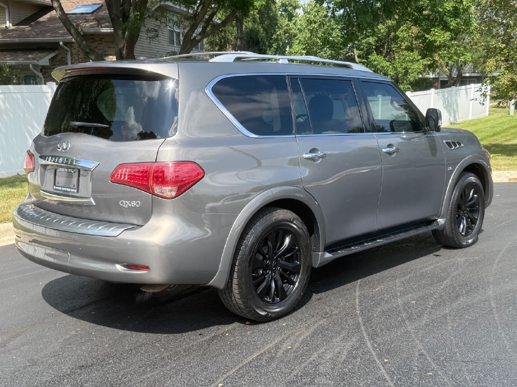Photo 5 of this INFINITI QX80