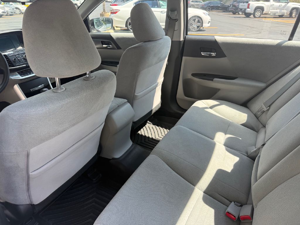 Photo 24 of this HONDA ACCORD