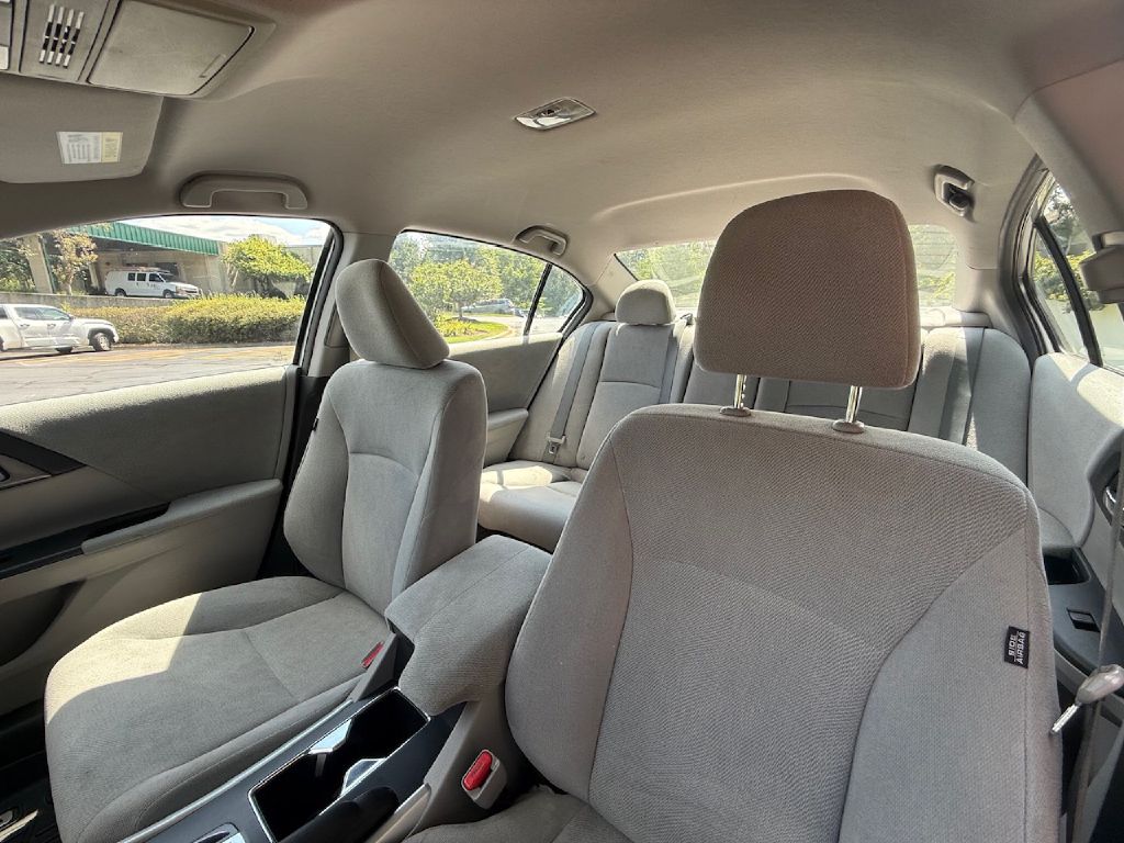 Photo 22 of this HONDA ACCORD