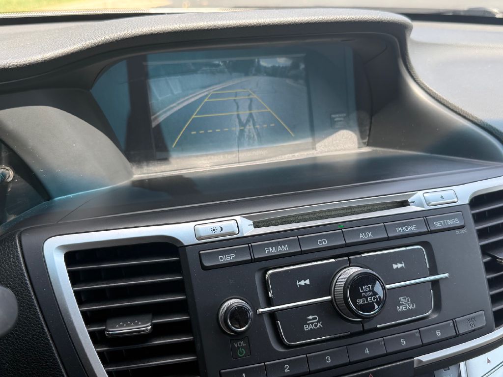 Photo 17 of this HONDA ACCORD