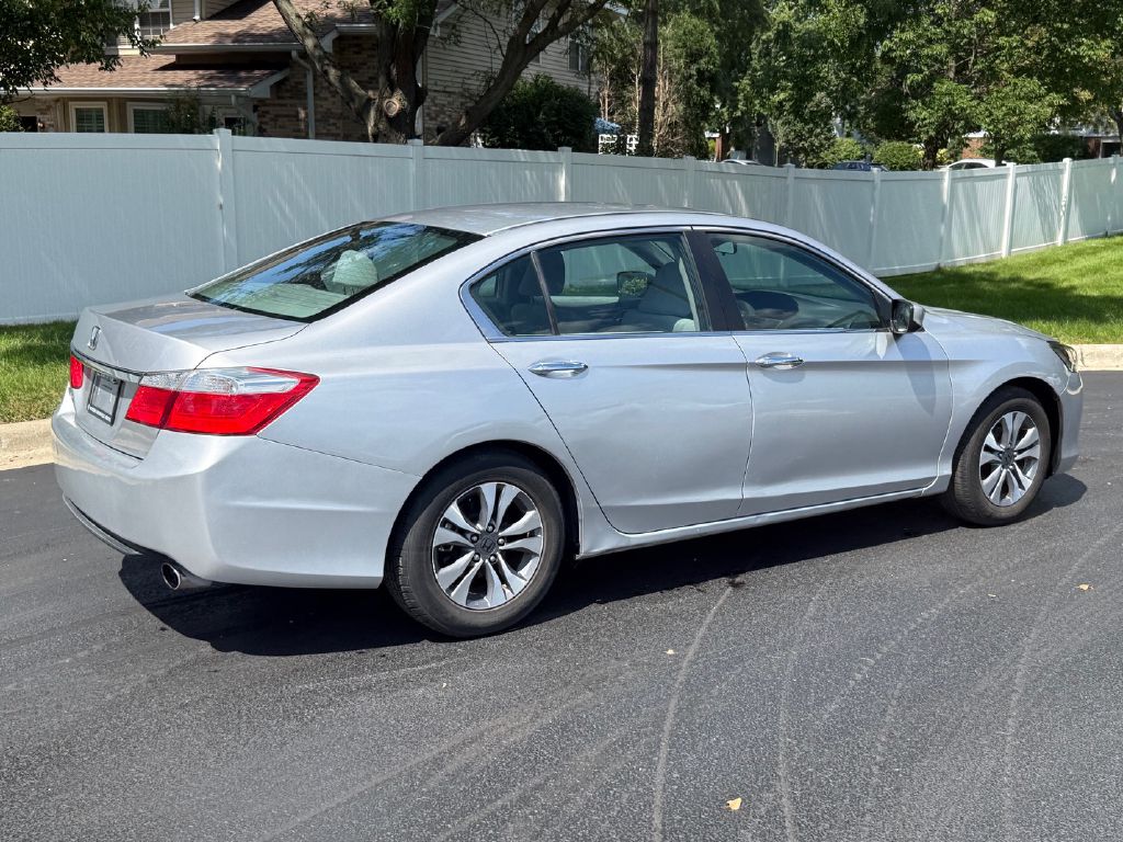 Photo 5 of this HONDA ACCORD