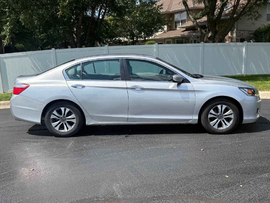 Photo 4 of this HONDA ACCORD
