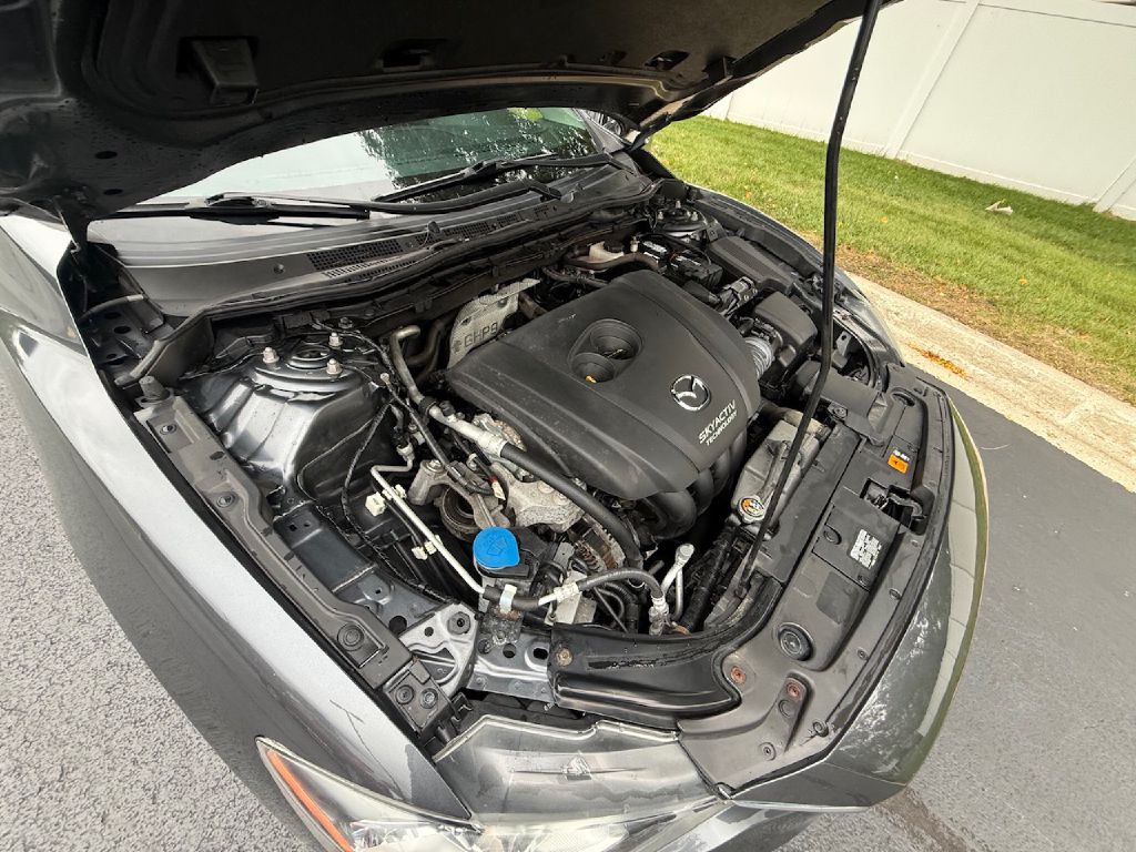 Photo 23 of this MAZDA 6
