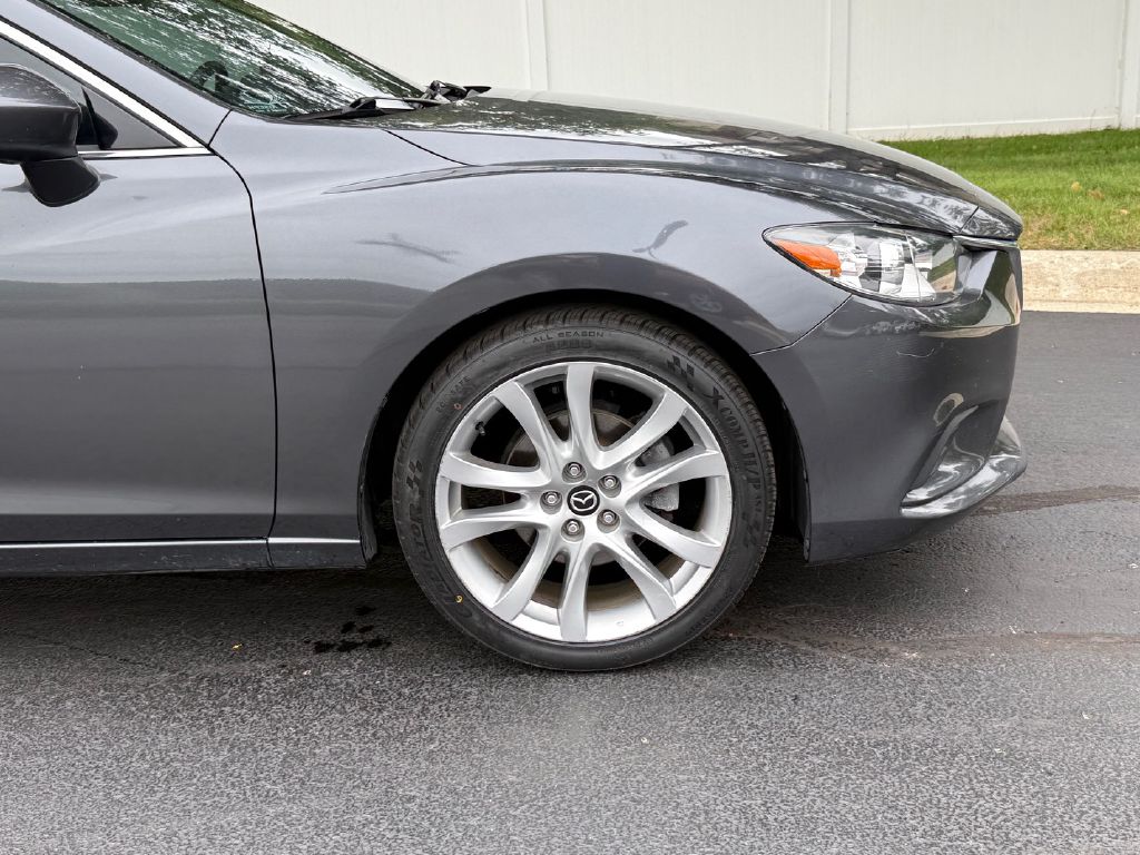 Photo 32 of this MAZDA 6