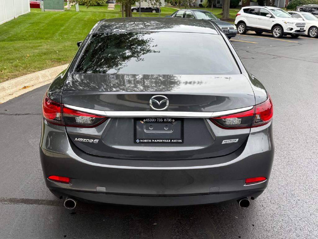 Photo 7 of this MAZDA 6