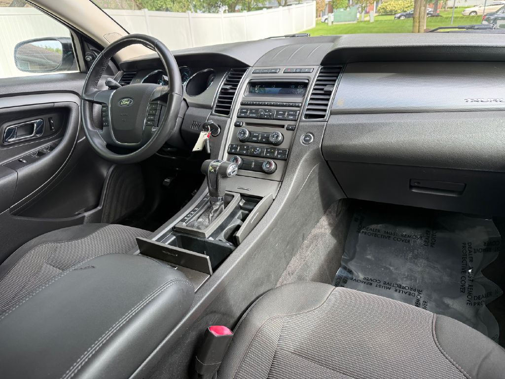 Photo 12 of this FORD TAURUS