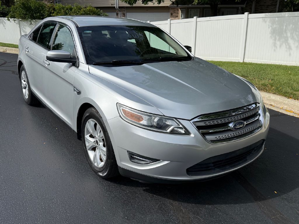 Photo 10 of this FORD TAURUS