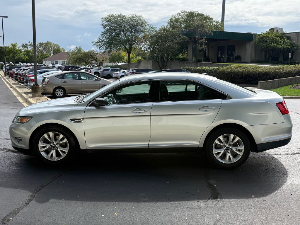 Photo 9 of this FORD TAURUS