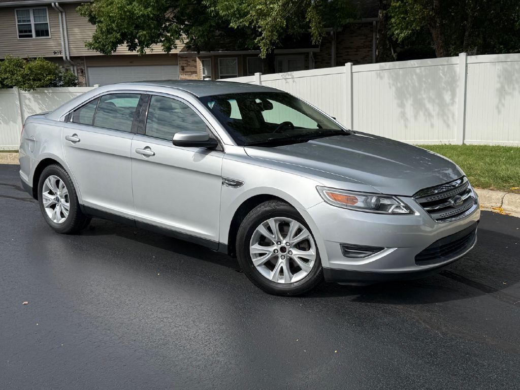 Photo 2 of this FORD TAURUS