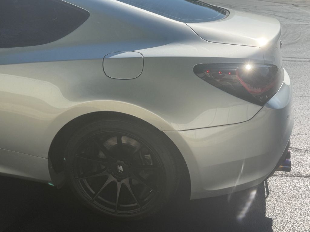 Photo 24 of this HYUNDAI GENESIS COUPE