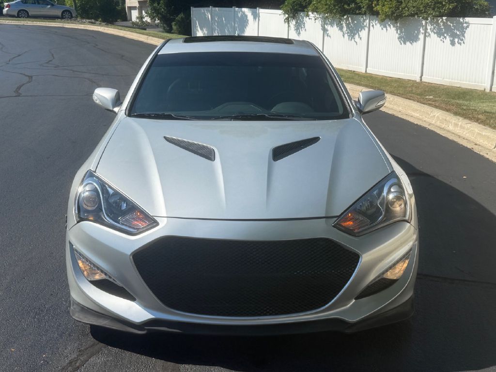 Photo 5 of this HYUNDAI GENESIS COUPE