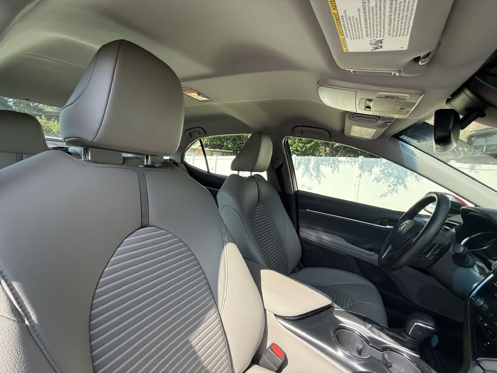 Photo 17 of this TOYOTA CAMRY