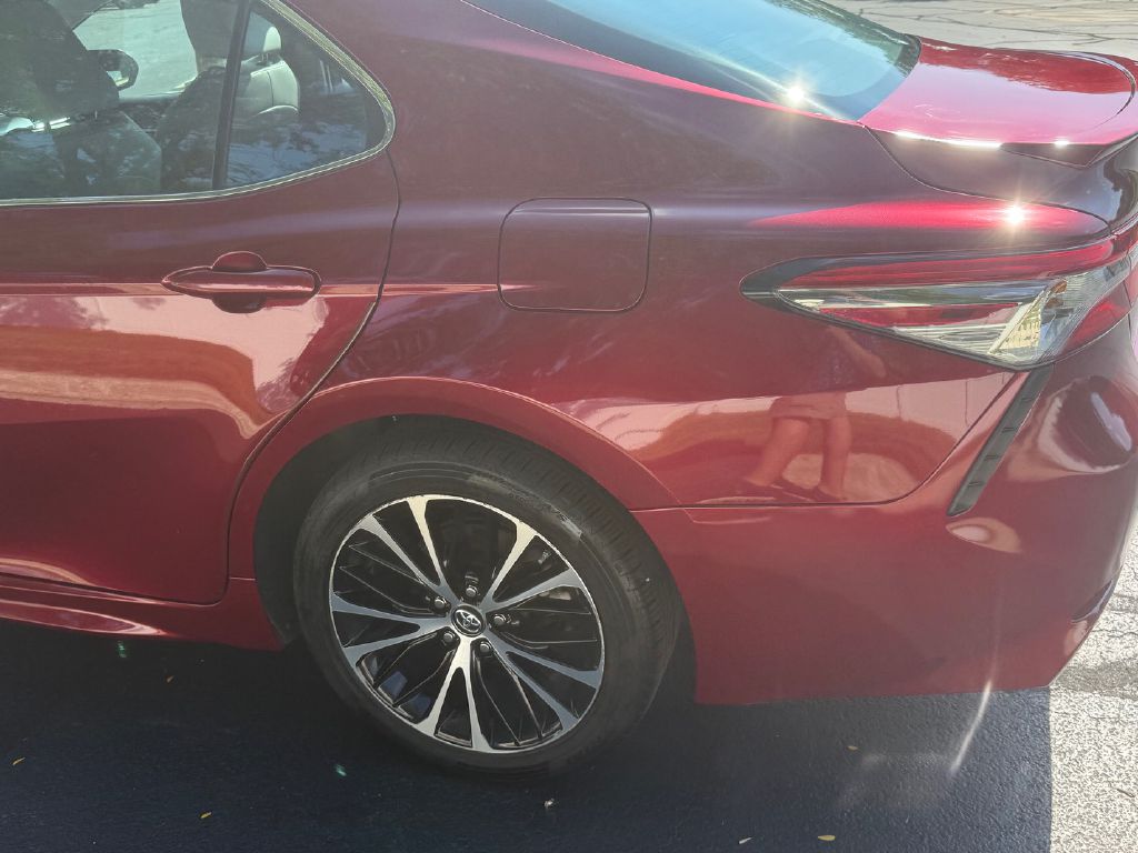 Photo 31 of this TOYOTA CAMRY