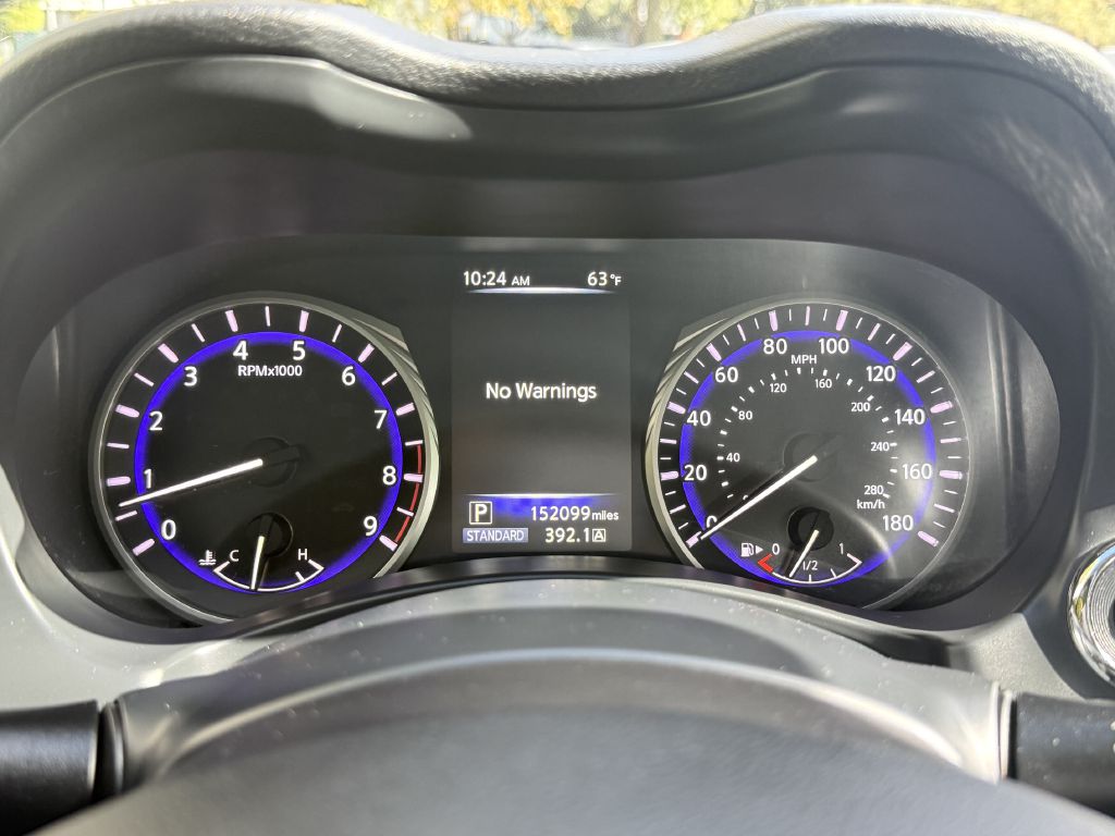 Photo 13 of this INFINITI Q50