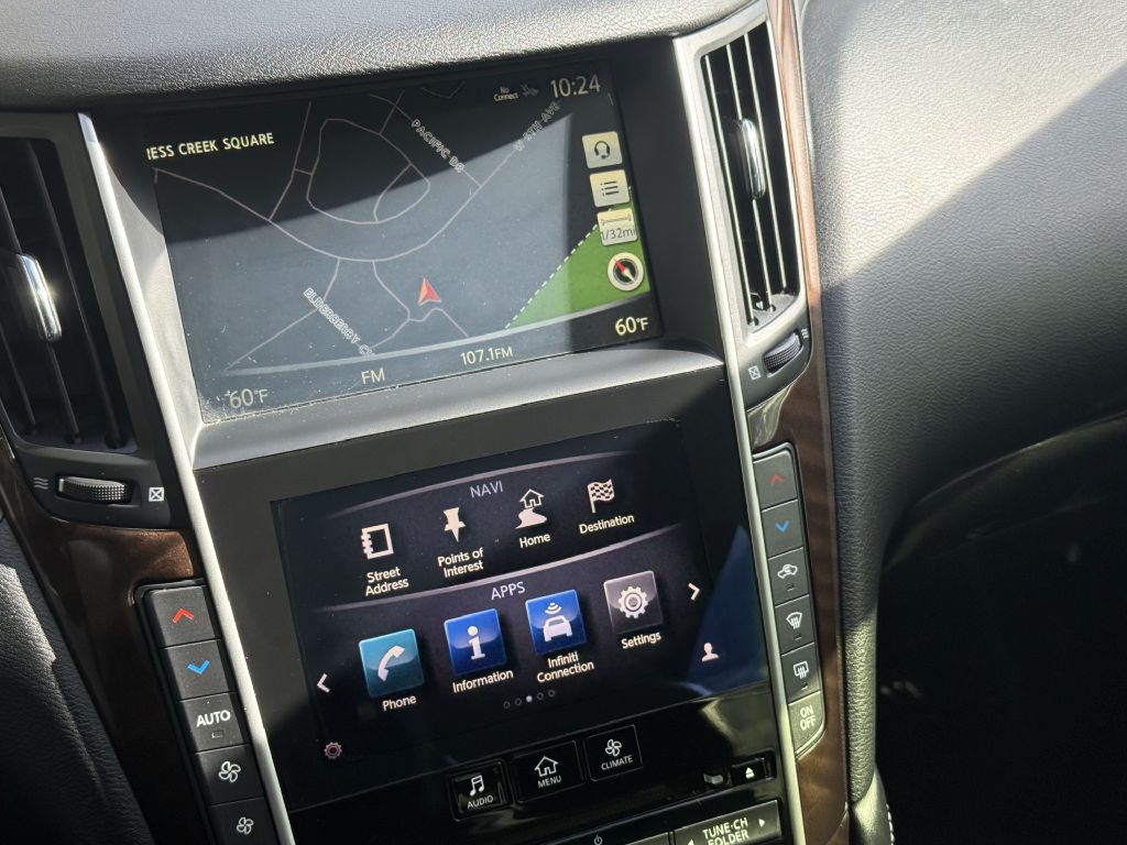 Photo 14 of this INFINITI Q50