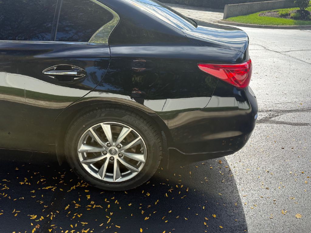 Photo 30 of this INFINITI Q50