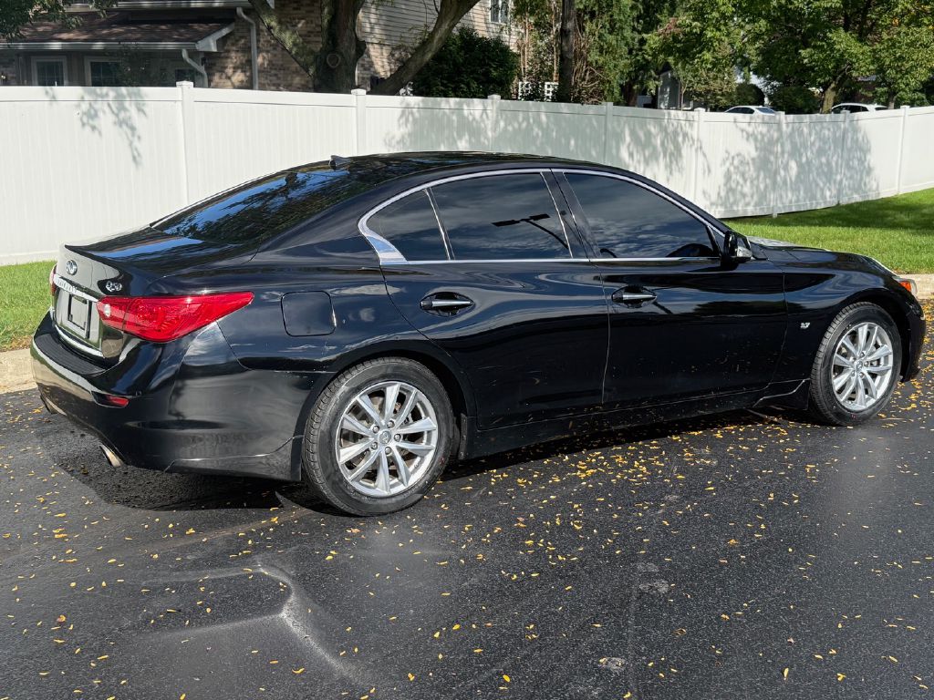 Photo 5 of this INFINITI Q50
