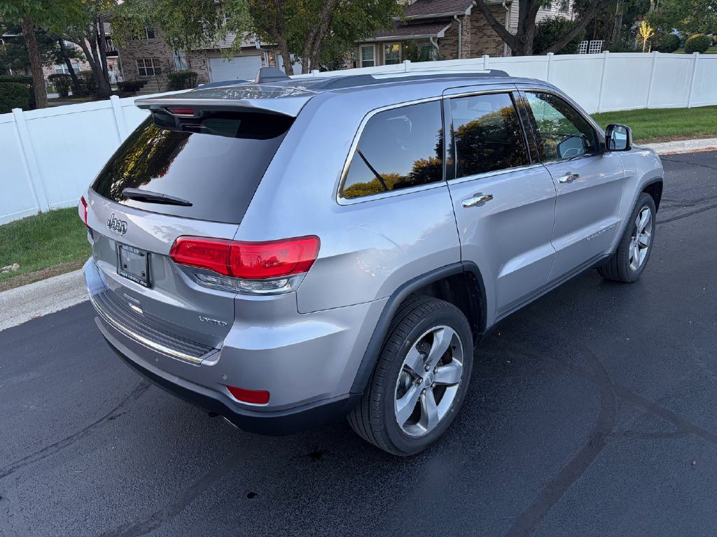 Photo 40 of this JEEP GRAND CHEROKEE