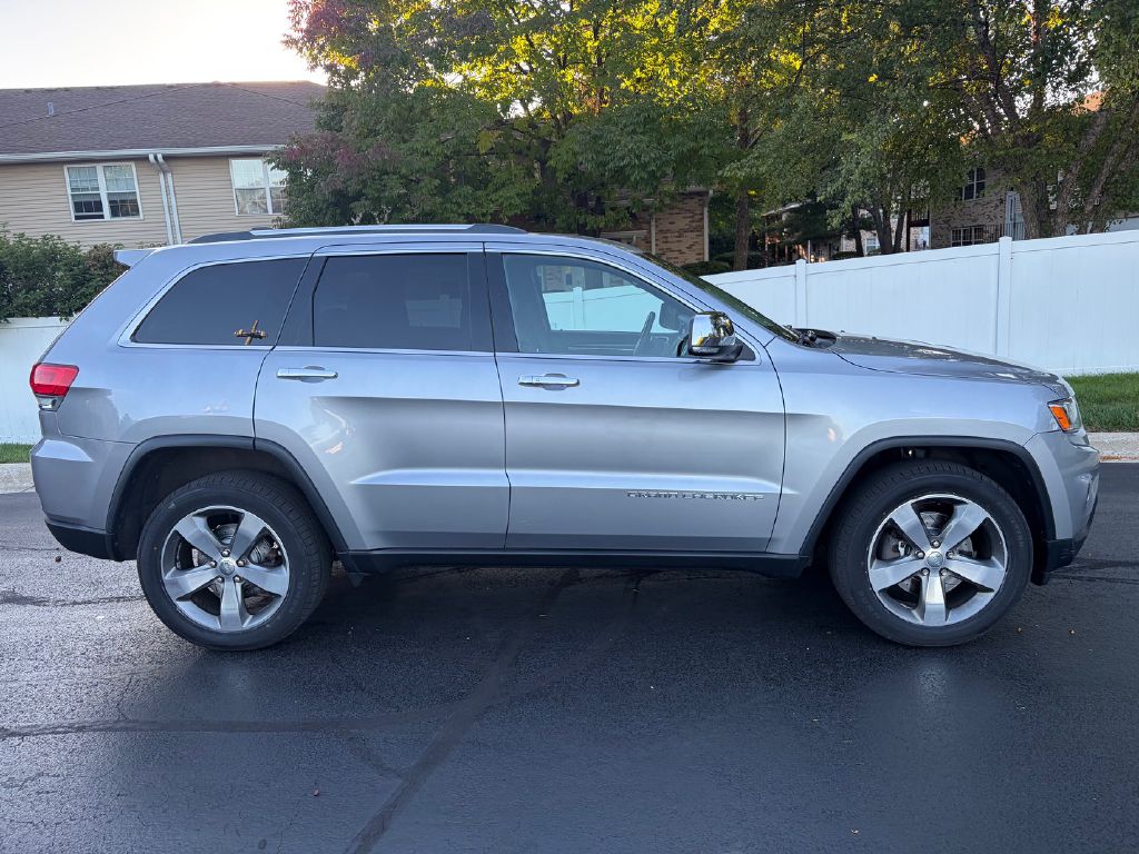 Photo 5 of this JEEP GRAND CHEROKEE