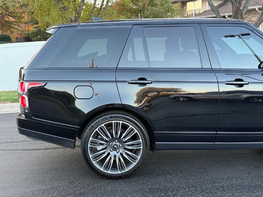 Photo 6 of this LAND ROVER RANGE ROVER