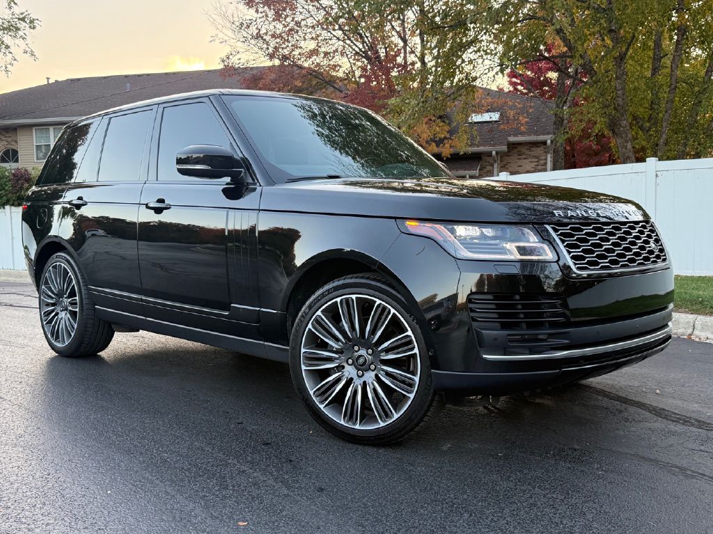 Photo 2 of this LAND ROVER RANGE ROVER