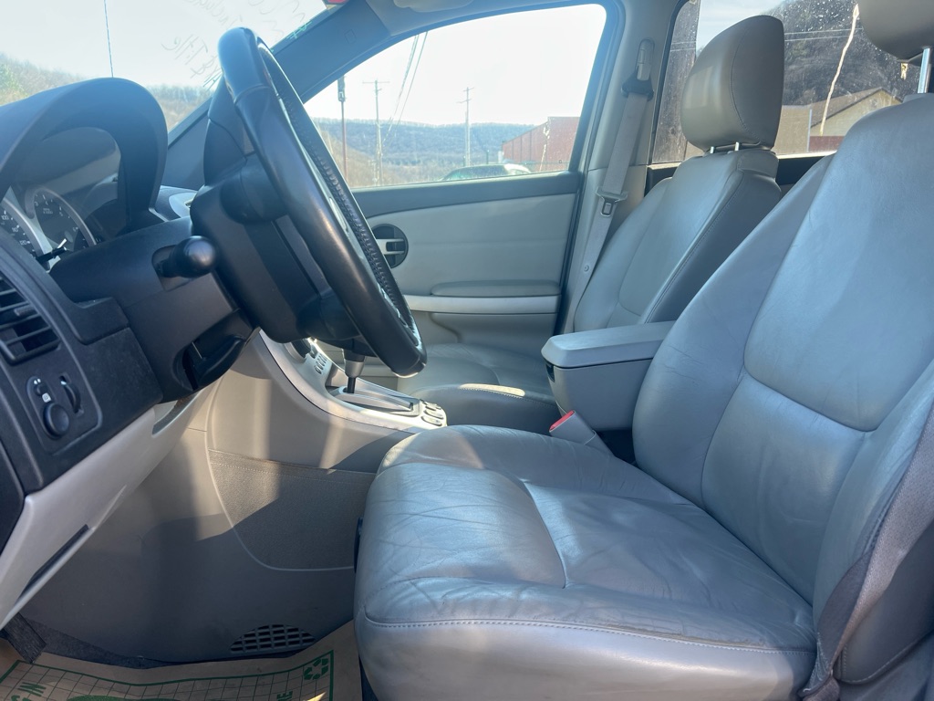 Photo 5 of this CHEVROLET EQUINOX