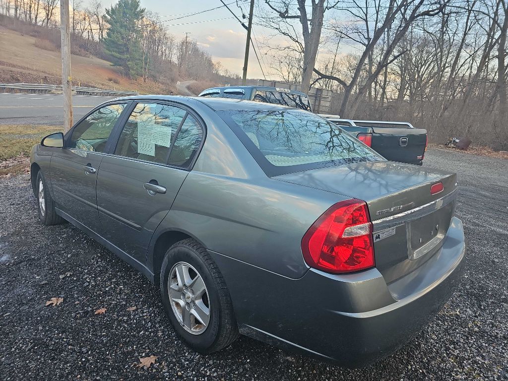 Photo 8 of this CHEVROLET MALIBU