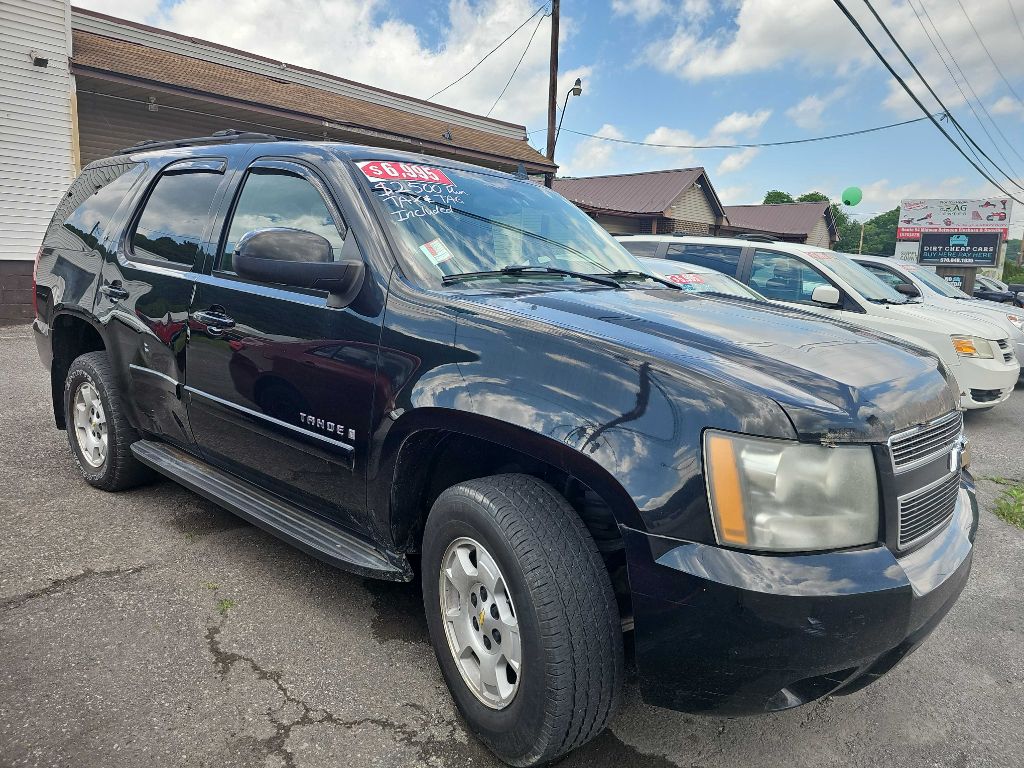 Photo 3 of this CHEVROLET TAHOE
