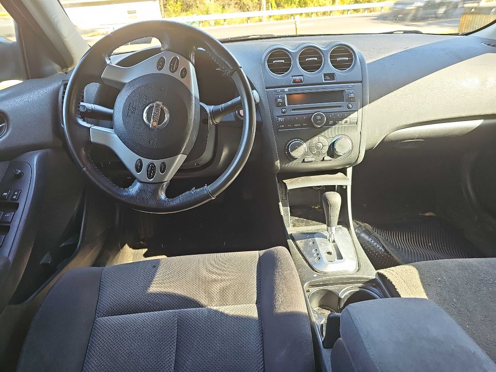 Photo 7 of this NISSAN ALTIMA