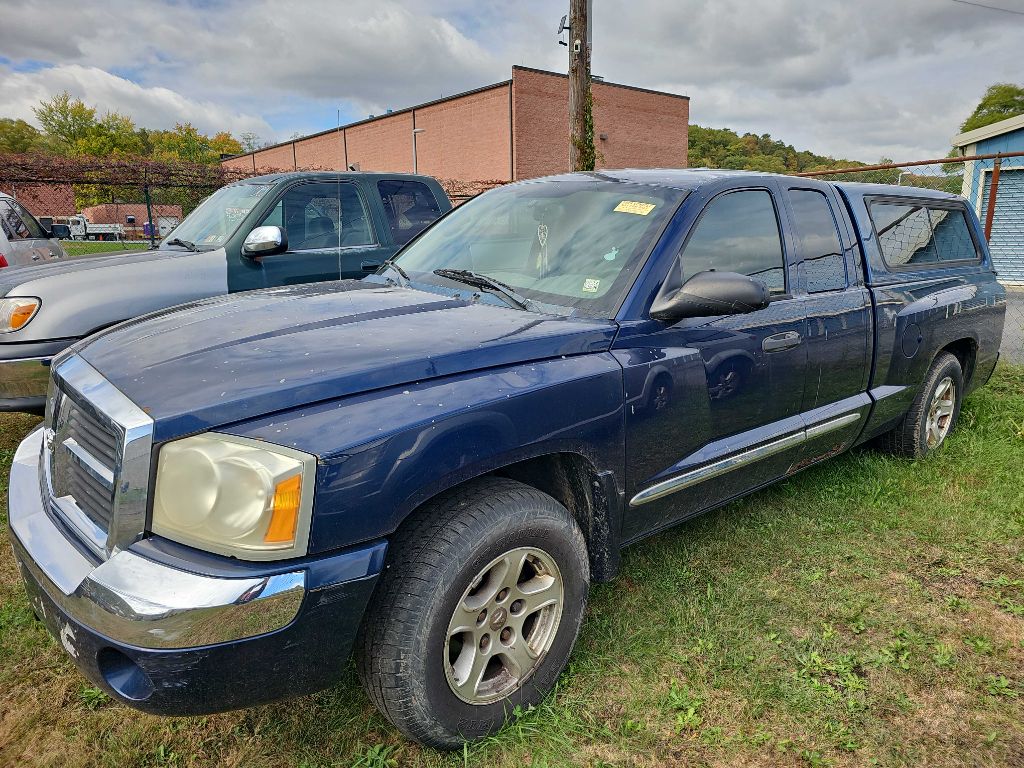 Photo 3 of this DODGE DAKOTA