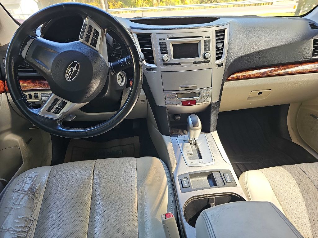 Photo 6 of this SUBARU LEGACY