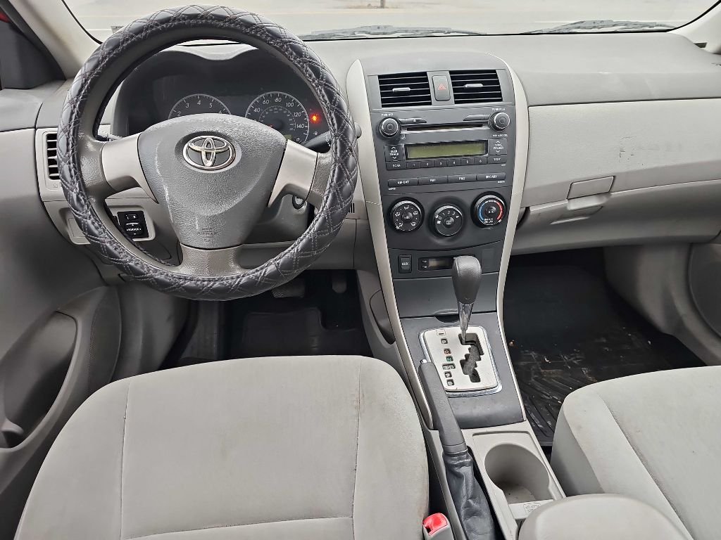 Photo 7 of this TOYOTA COROLLA