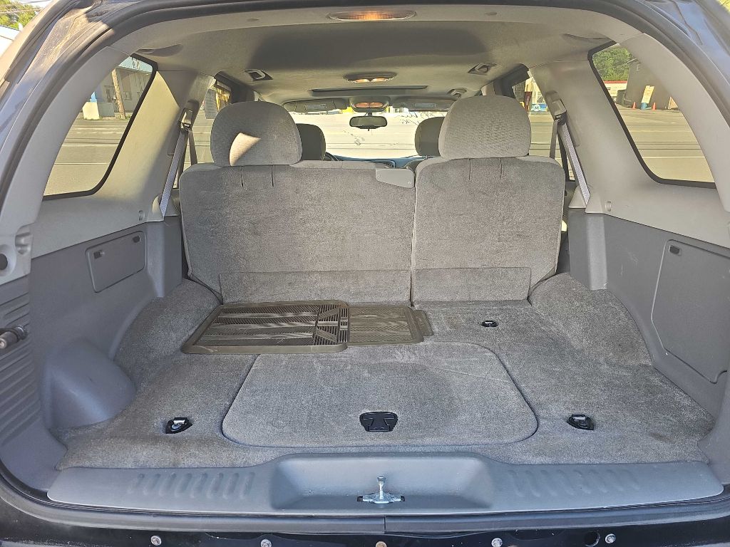 Photo 10 of this CHEVROLET TRAILBLAZER