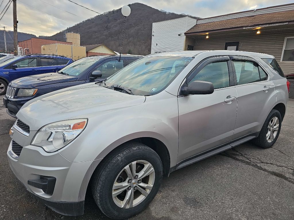 Photo 5 of this CHEVROLET EQUINOX