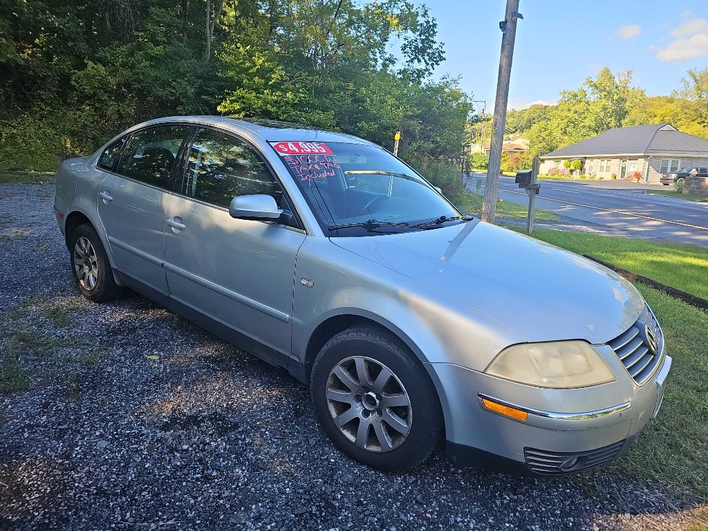 Photo 3 of this VOLKSWAGEN PASSAT