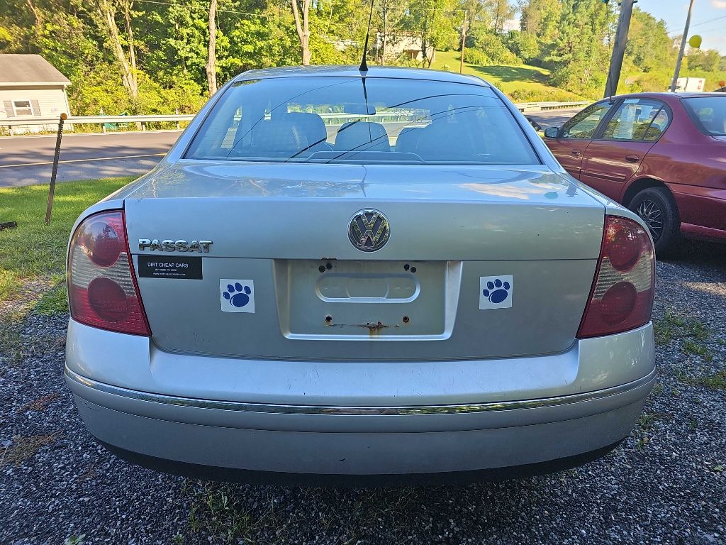Photo 9 of this VOLKSWAGEN PASSAT