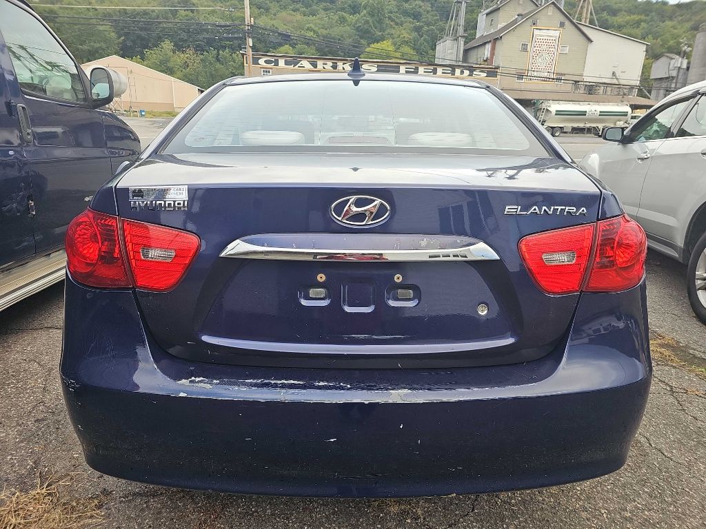 Photo 9 of this HYUNDAI ELANTRA