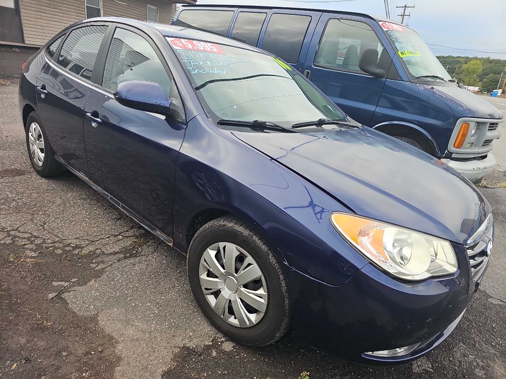 Photo 3 of this HYUNDAI ELANTRA