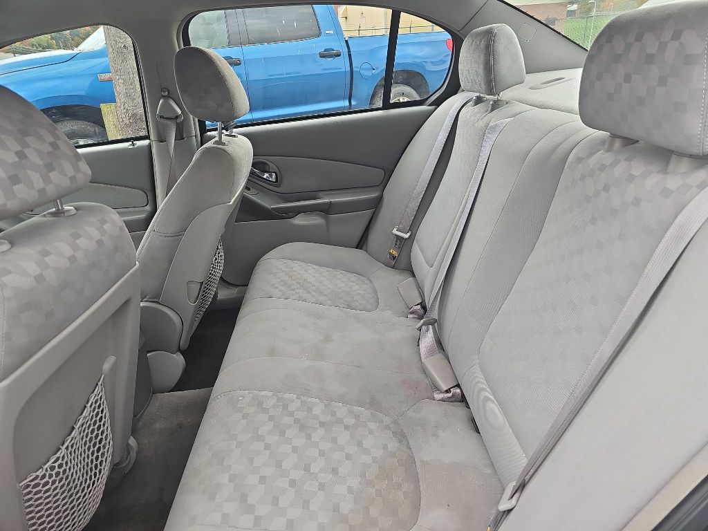 Photo 16 of this CHEVROLET MALIBU