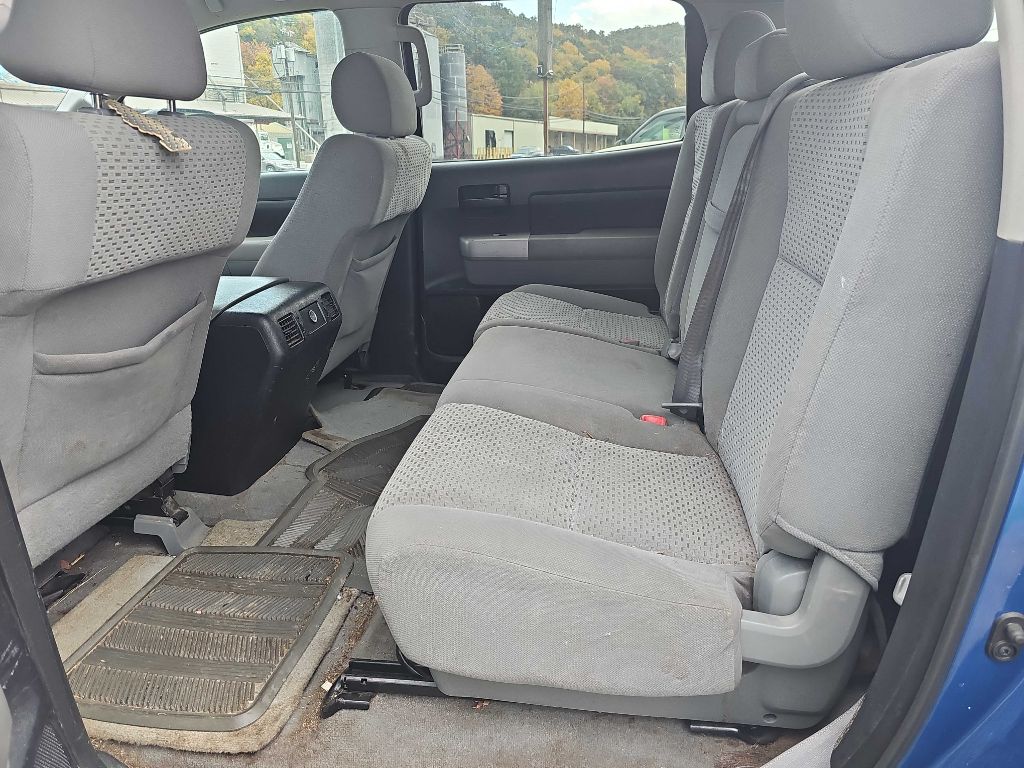 Photo 7 of this TOYOTA TUNDRA