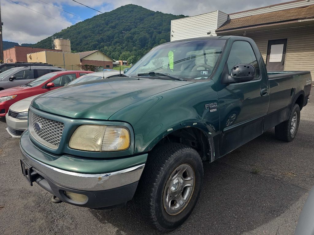 Photo 4 of this FORD F150