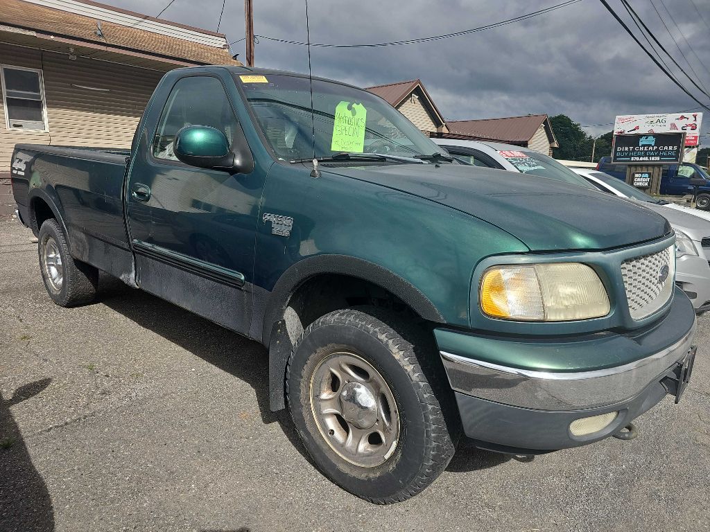Photo 2 of this FORD F150